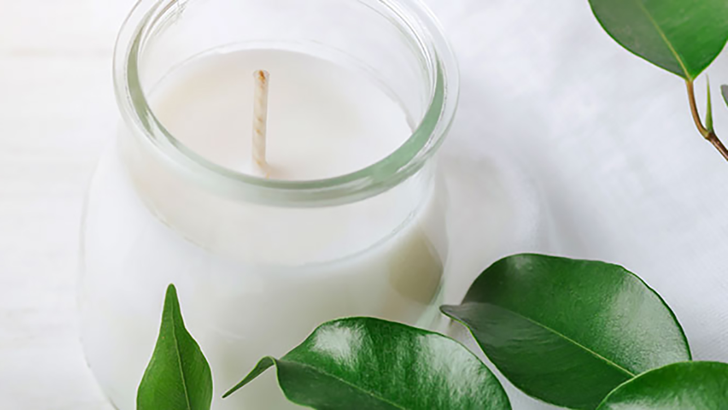 Golden Brands GW 464 Soy Wax Flakes Valley Blossoms